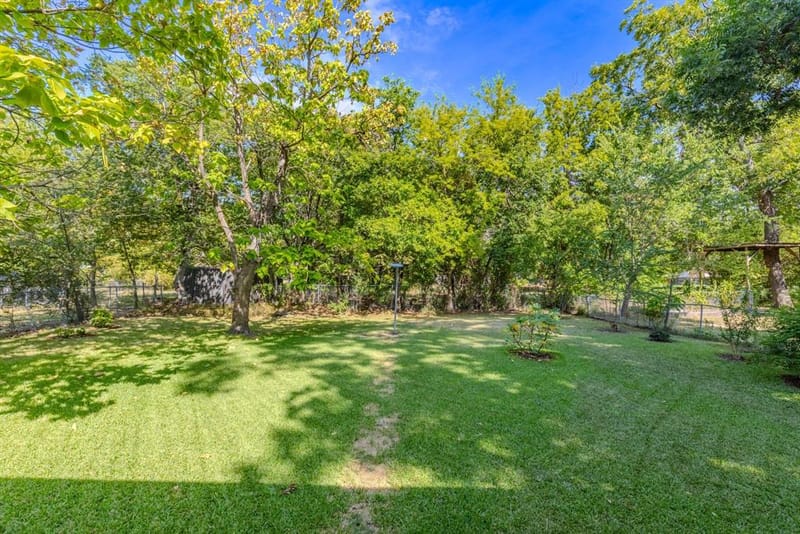 3821 Pine Street, Greenville TX 75401 - Photo 37
