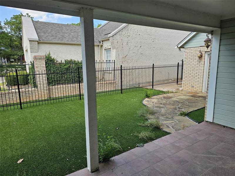 1116 Scotts Way, Fort Worth TX 76111 - Photo 24