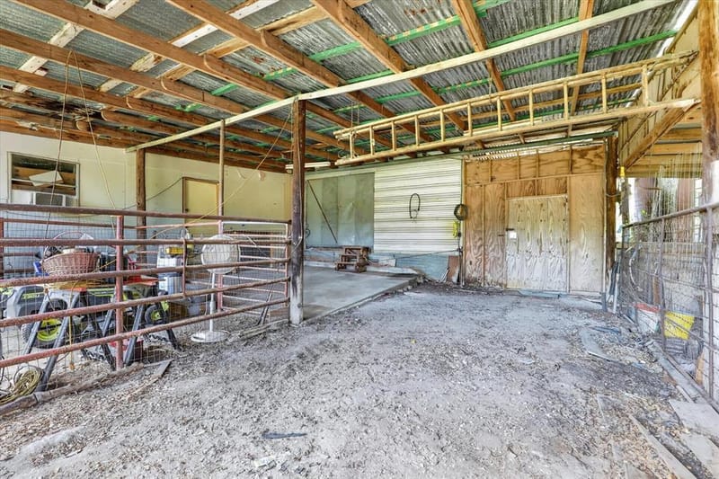 4237 County Road 417a, Cleburne TX 76031 - Photo 27