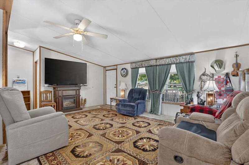 4237 County Road 417a, Cleburne TX 76031 - Photo 6
