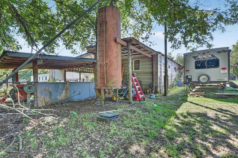 4237 County Road 417a, Cleburne TX 76031 - Photo 31