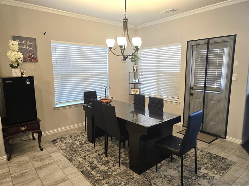 7729 Northumberland Drive, Fort Worth TX 76179 - Photo 9