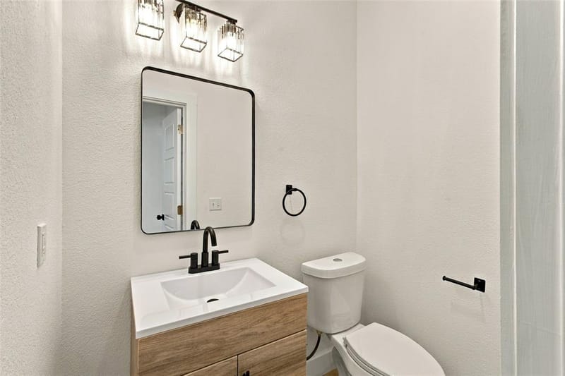 2721 Sycamore Court, Granbury TX 76048 - Photo 5