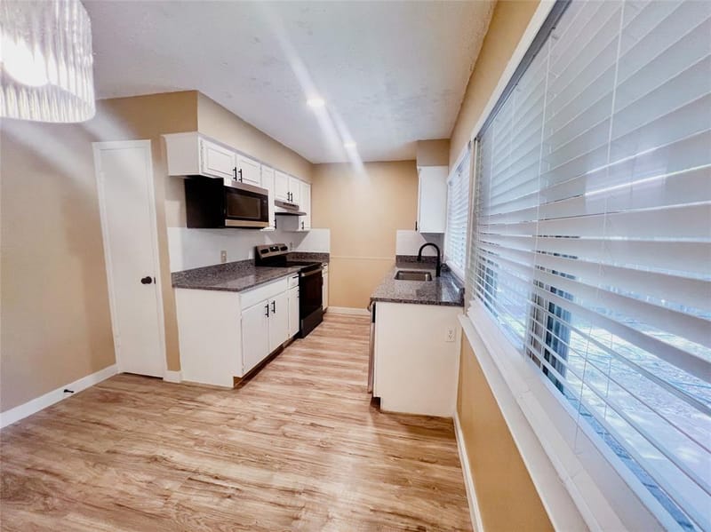 2213 E Biscayne Drive, Irving TX 75060 - Photo 10