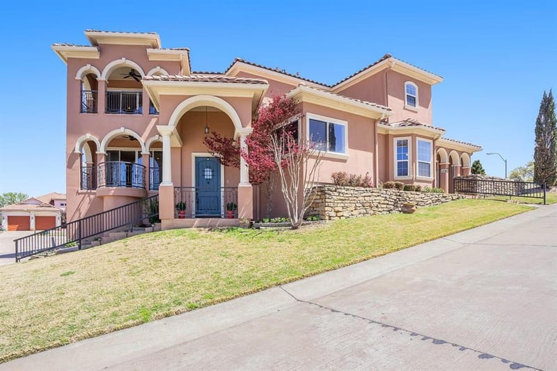 7713 Lakeview Circle, Fort Worth TX 76179