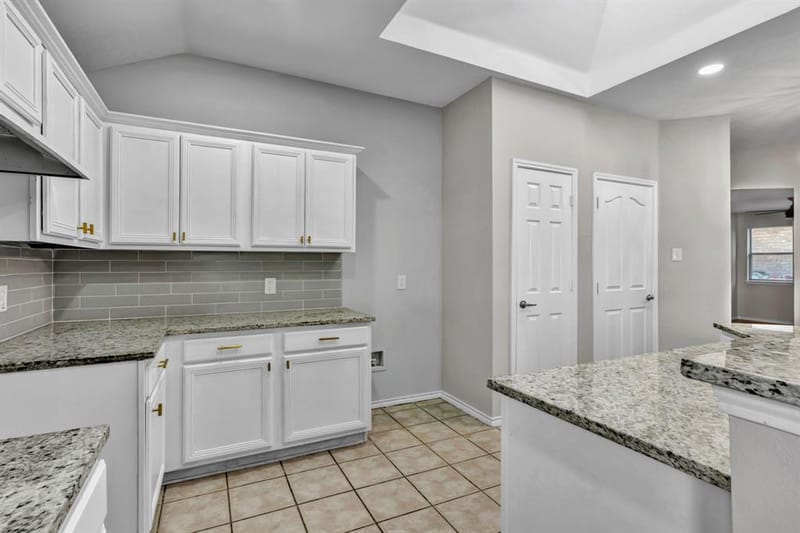 341 Windy Hill Lane, Fort Worth TX 76108 - Photo 6