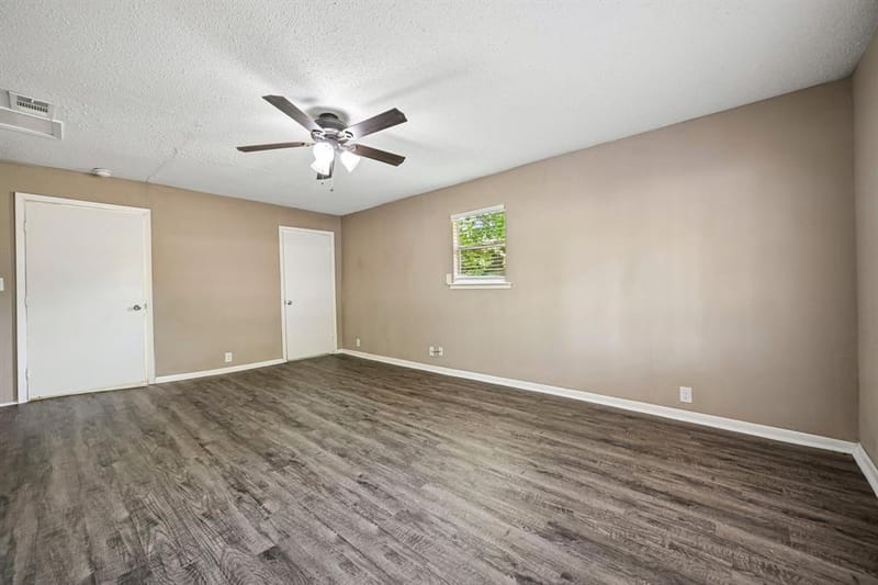 105 S Hickory Avenue, Denison TX 75020 - Photo 28