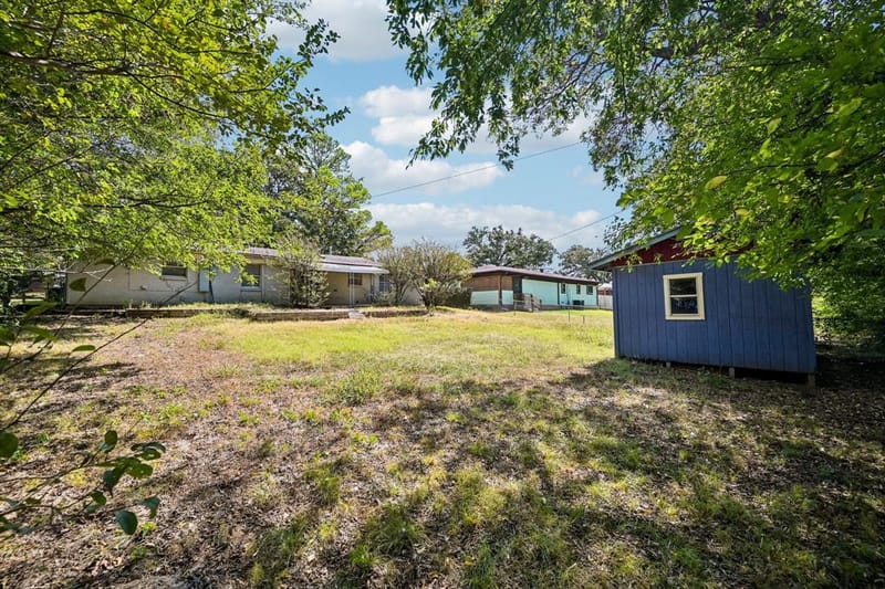 105 S Hickory Avenue, Denison TX 75020 - Photo 29