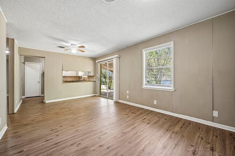 105 S Hickory Avenue, Denison TX 75020 - Photo 8
