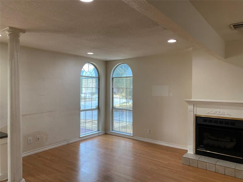 406 S Jefferson Street S, Irving TX 75060 - Photo 6