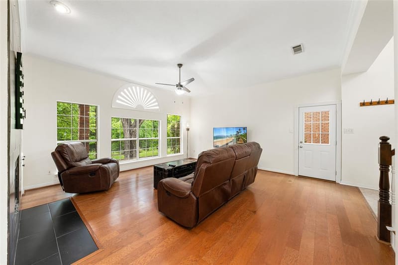 981 Parker Drive, Coppell TX 75019 - Photo 10