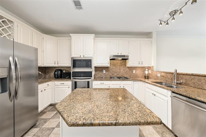 981 Parker Drive, Coppell TX 75019 - Photo 14