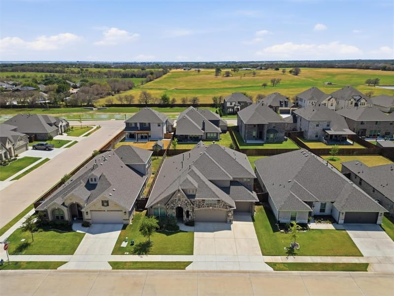 1003 Moss Grove Trail, Justin TX 76247 - Photo 33