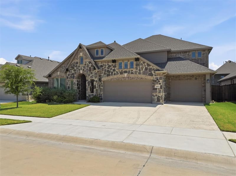 1003 Moss Grove Trail, Justin TX 76247 - Photo 11