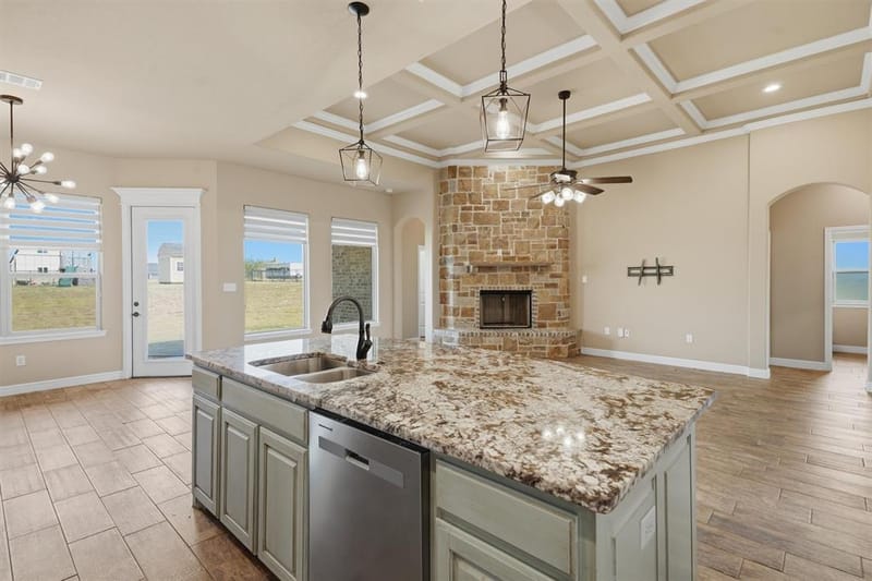 8600 County Road 1229, Godley TX 76044 - Photo 8