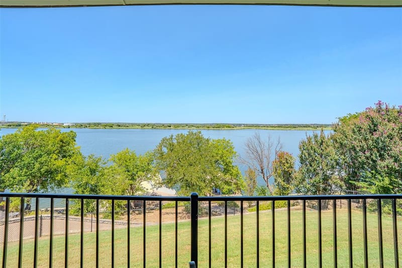 6371 Beacon Vista Circle, Granbury TX 76049 - Photo 20