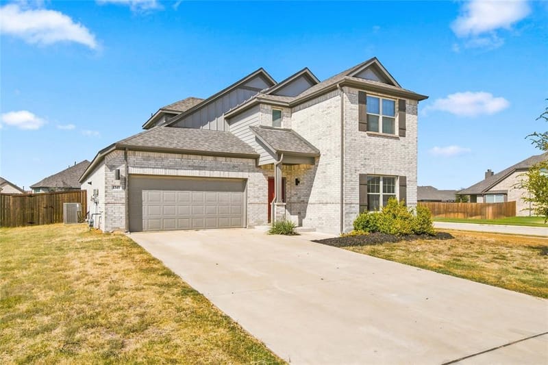 1345 Fox Glen Trail, Crowley TX 76036 - Photo 2