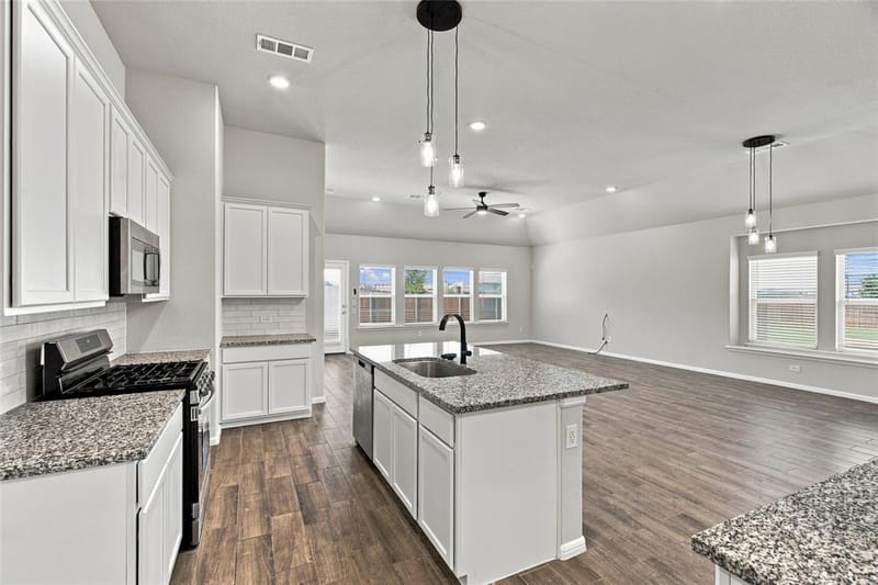 1345 Fox Glen Trail, Crowley TX 76036 - Photo 12