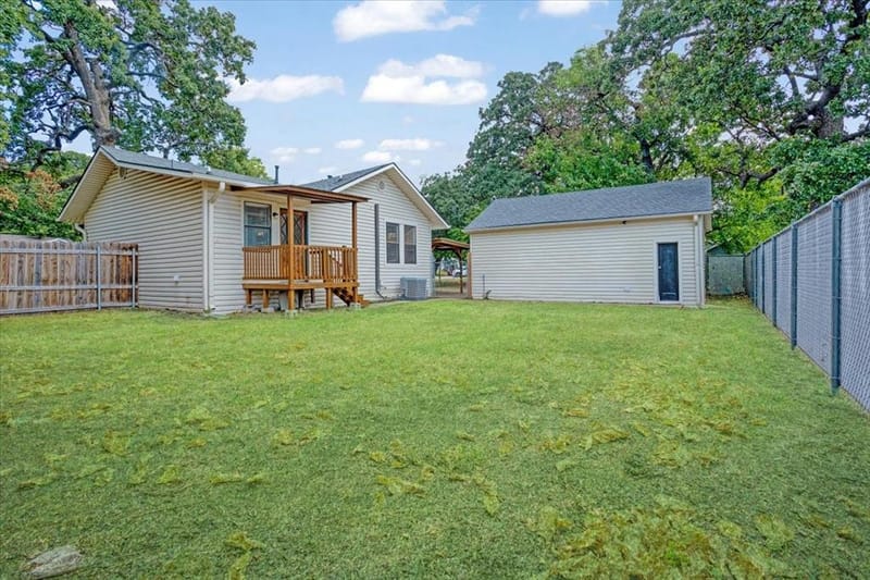1310 W Laurel Street, Sherman TX 75092 - Photo 23