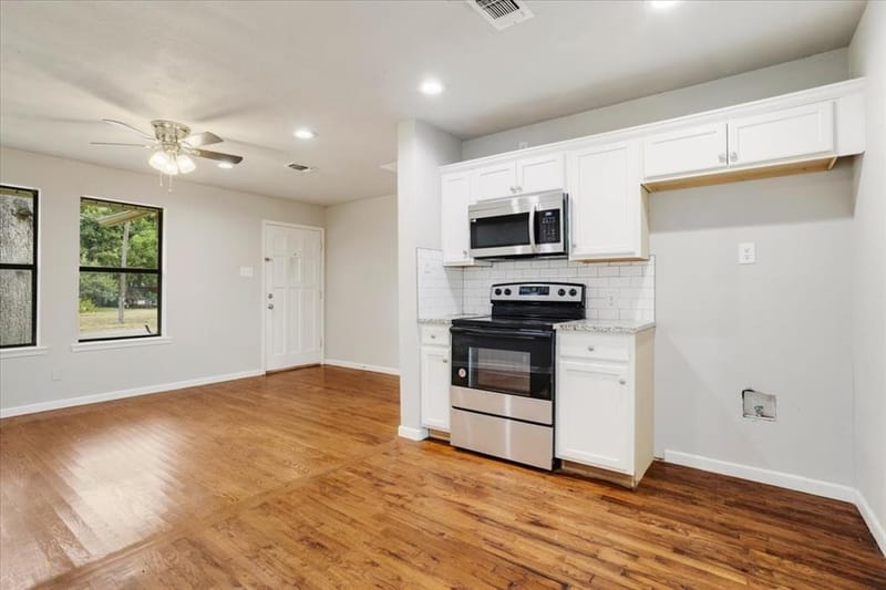 1310 W Laurel Street, Sherman TX 75092 - Photo 12