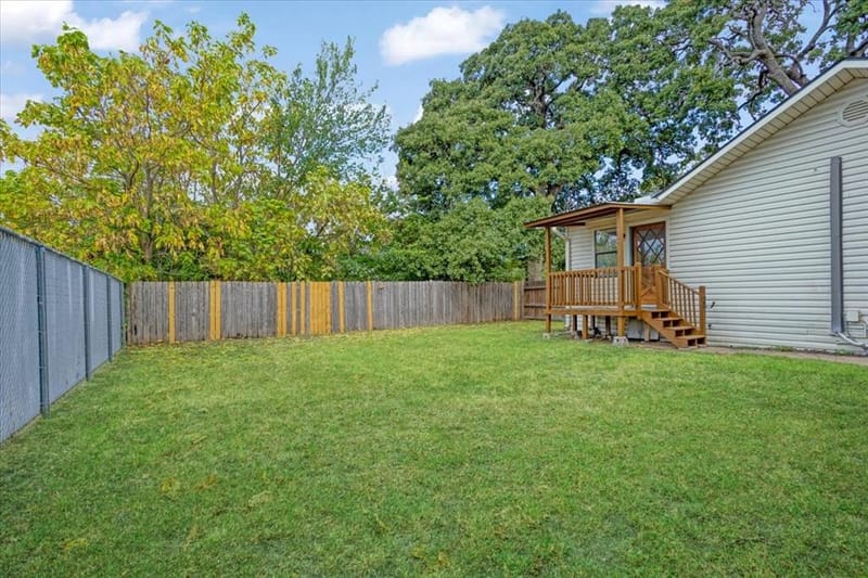 1310 W Laurel Street, Sherman TX 75092 - Photo 22
