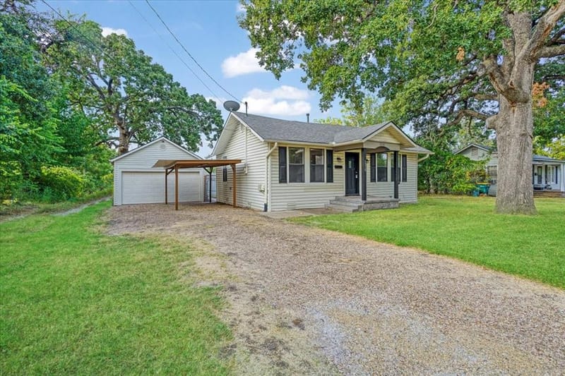 1310 W Laurel Street, Sherman TX 75092 - Photo 3
