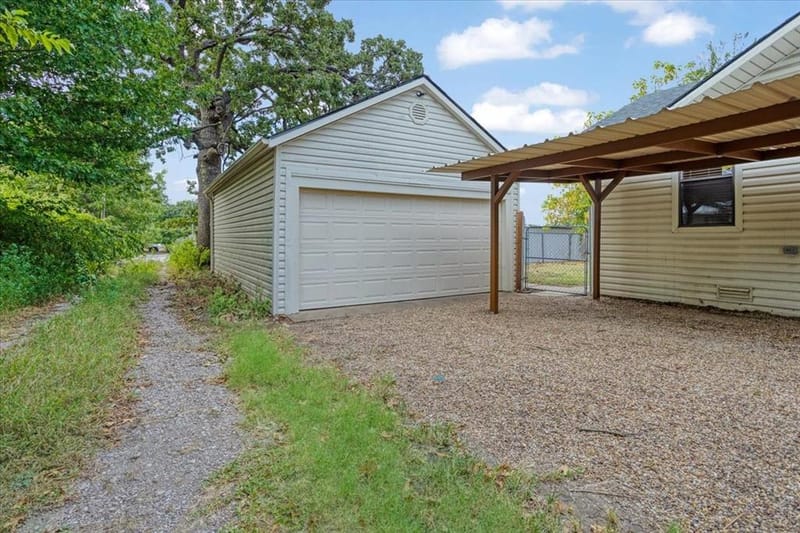 1310 W Laurel Street, Sherman TX 75092 - Photo 28