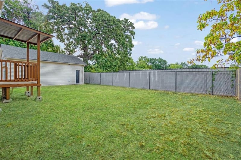 1310 W Laurel Street, Sherman TX 75092 - Photo 24