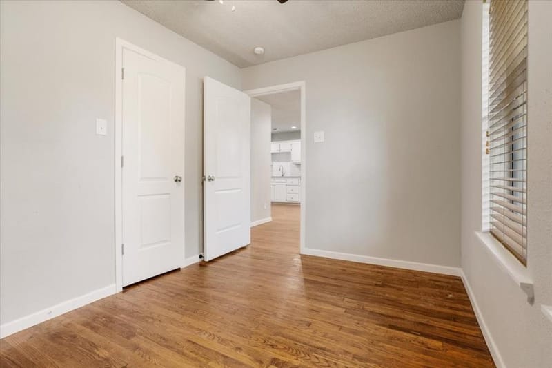 1310 W Laurel Street, Sherman TX 75092 - Photo 15