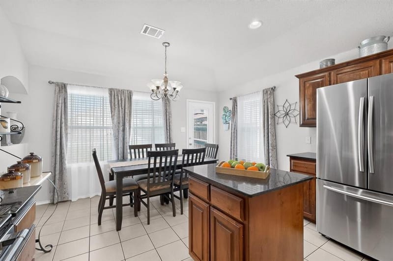 4724 Waterford Drive, Fort Worth TX 76179 - Photo 12