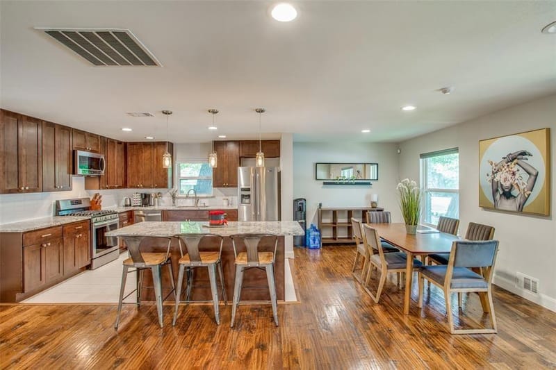 2824 W Kiest Boulevard, Dallas TX 75233 - Photo 13