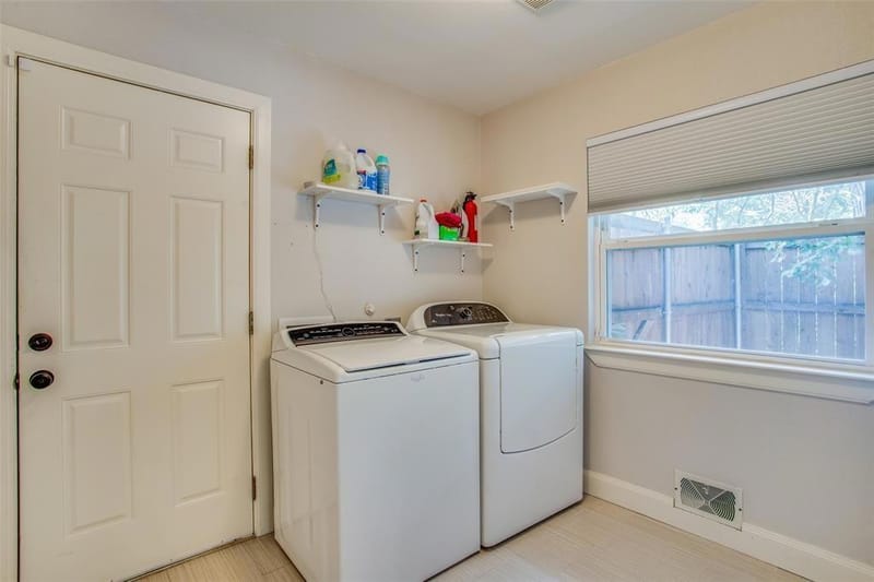 2824 W Kiest Boulevard, Dallas TX 75233 - Photo 24