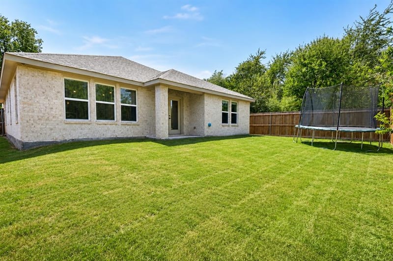 1420 Marshall Street, Greenville TX 75401 - Photo 36