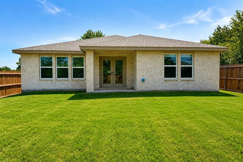 1420 Marshall Street, Greenville TX 75401 - Photo 37