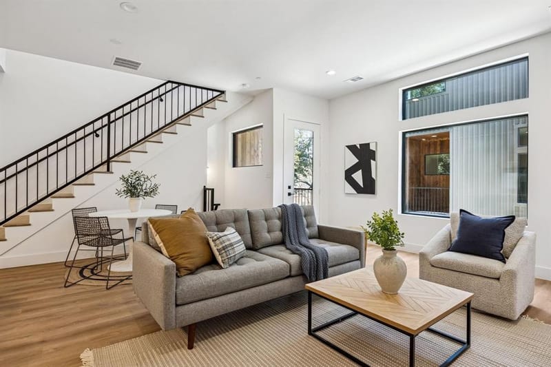 2147 Mail Avenue # 102, Dallas TX 75235 - Photo 2