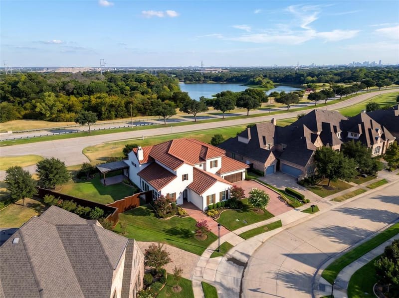 667 Creekway Drive, Irving TX 75039 - Photo 32
