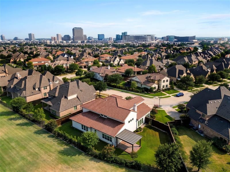 667 Creekway Drive, Irving TX 75039 - Photo 33