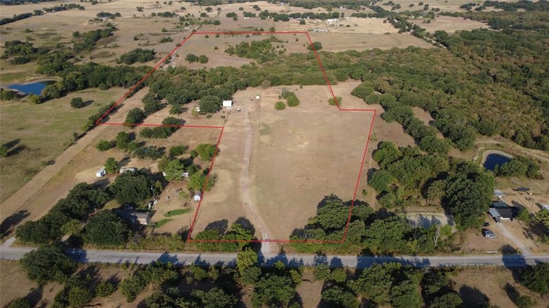 249 Hildreth Pool Road, Bowie TX 76230 - Photo 3