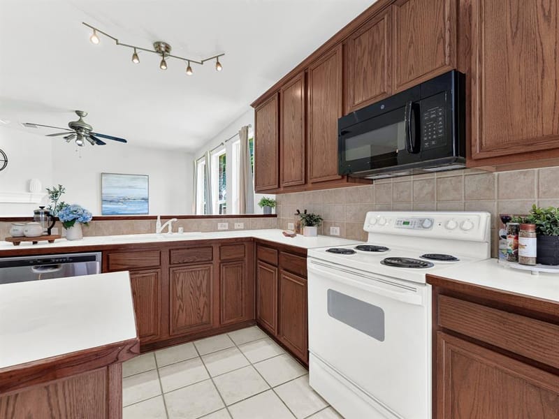 3726 Goose Creek Parkway, Garland TX 75040 - Photo 12