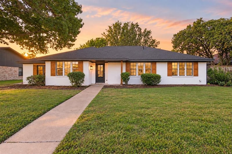 2815 Staffordshire Drive, Carrollton TX 75007