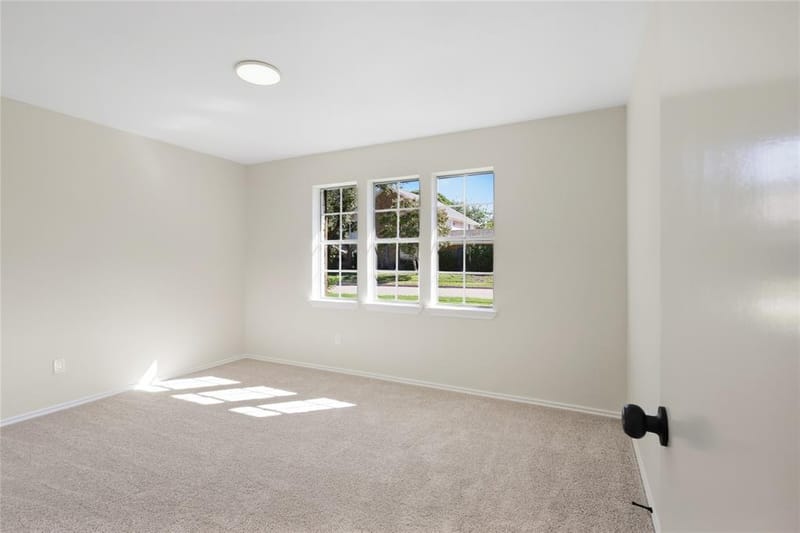 2815 Staffordshire Drive, Carrollton TX 75007 - Photo 19