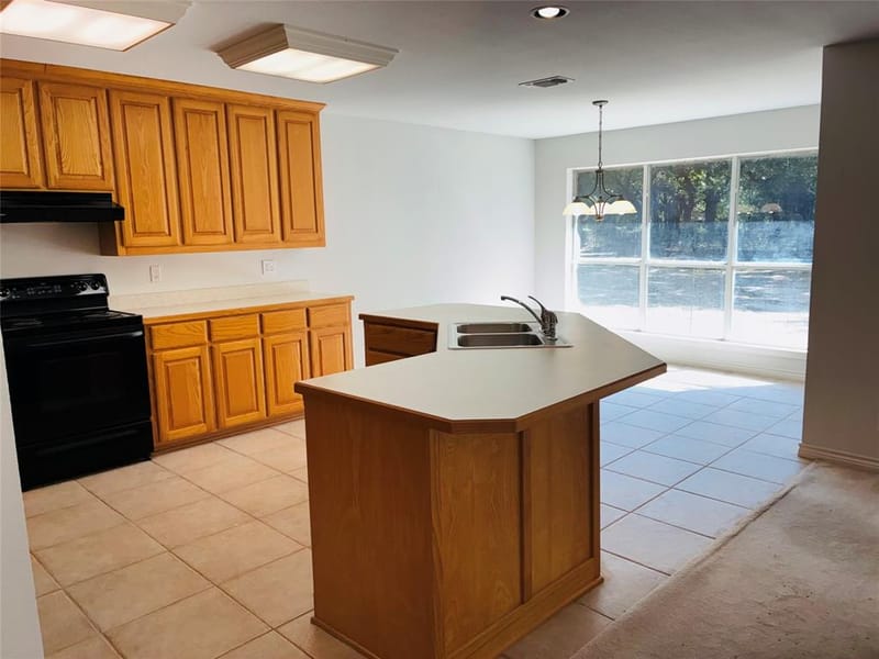 6703 Lejeune Court, Granbury TX 76049 - Photo 14