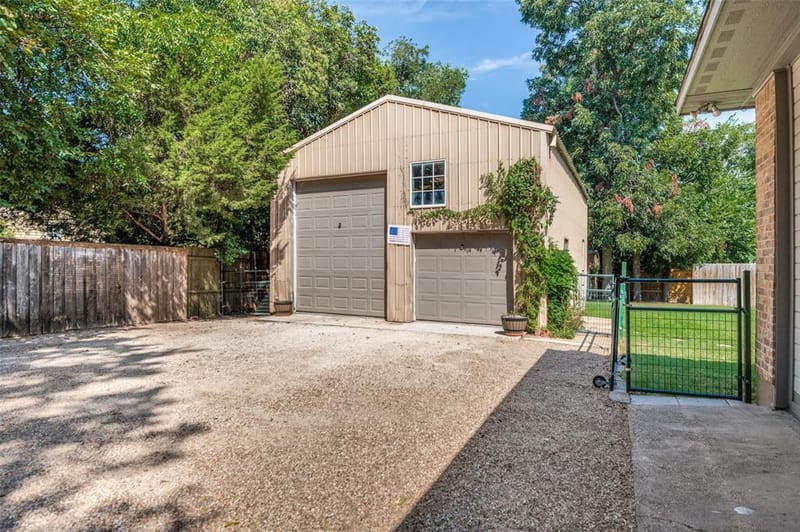 1515 Francis Street, Carrollton TX 75006 - Photo 4