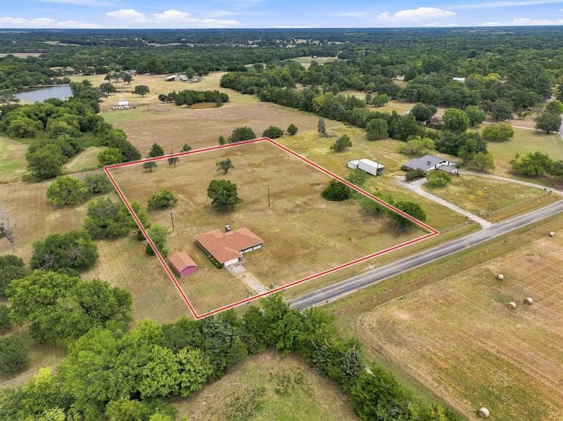 1625 Richerson Road, Denison TX 75021
