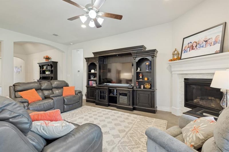 8629 Lake Arrowhead Trail, McKinney TX 75071 - Photo 10