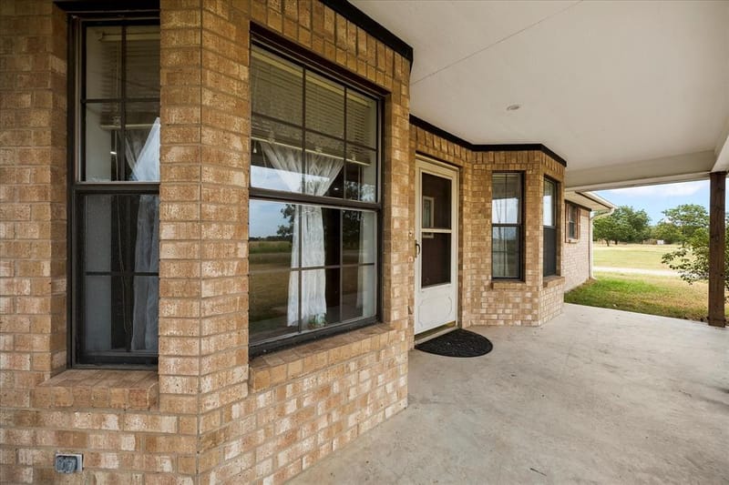 6006 County Road 4604, Commerce TX 75428 - Photo 6