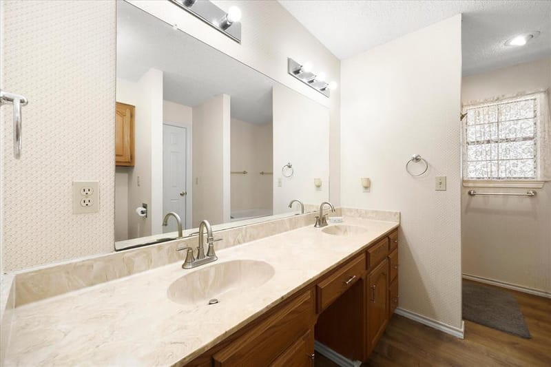 6006 County Road 4604, Commerce TX 75428 - Photo 20