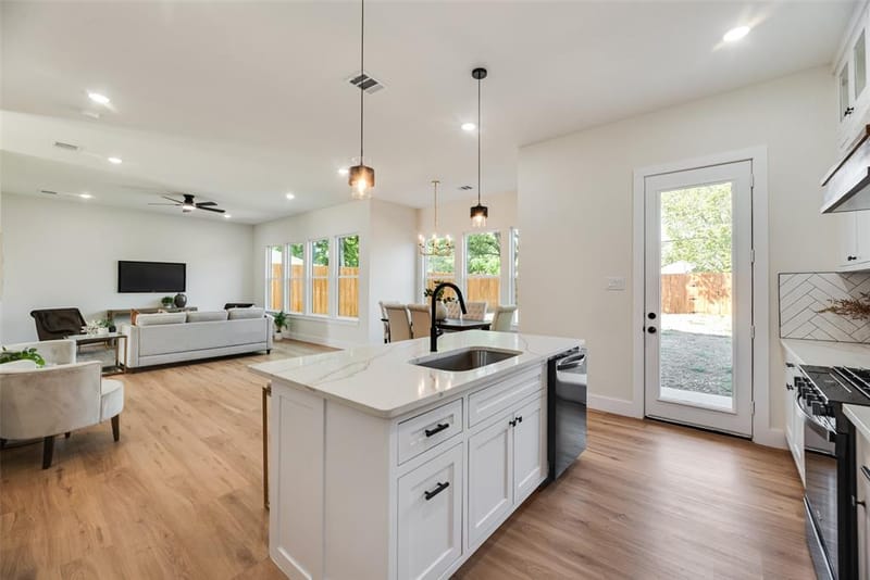7318 Concord Avenue, Dallas TX 75235 - Photo 12
