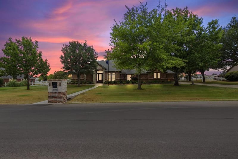 2100 Meadow Springs Drive, Haslet TX 76052