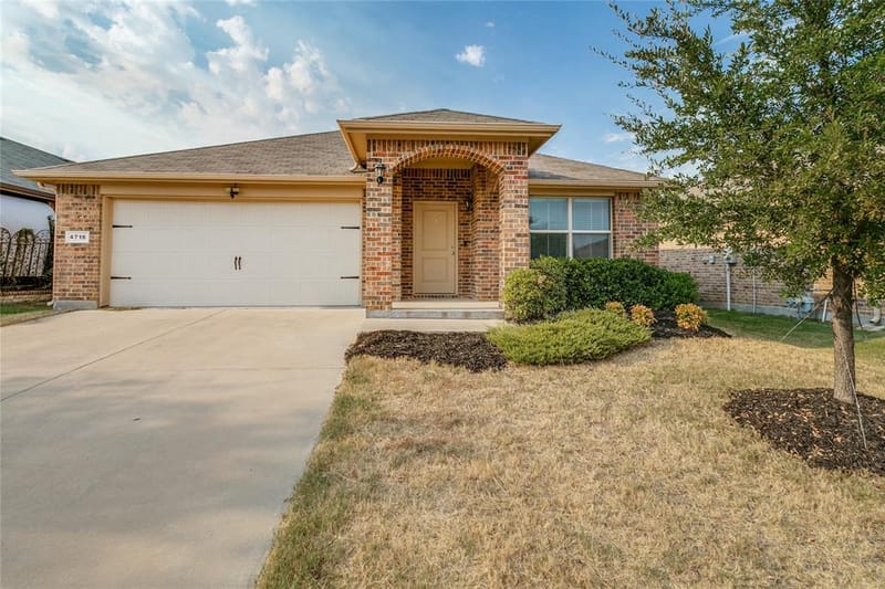 4716 Feltleaf Avenue, Fort Worth TX 76036